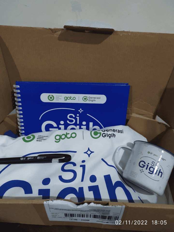 Merch dari GoTo
